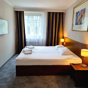 hotellátogatás